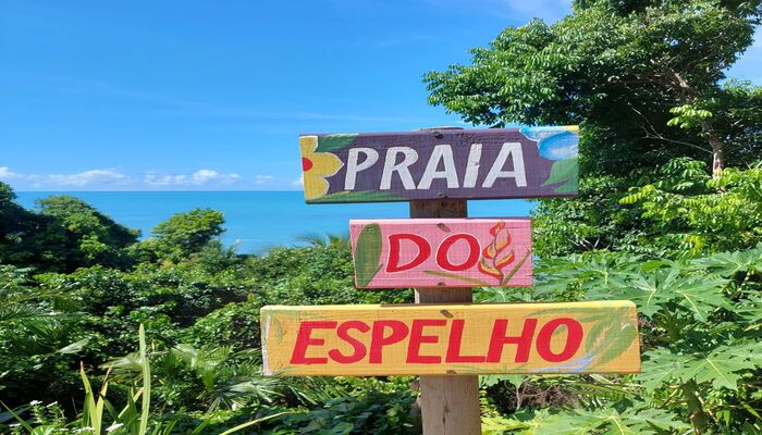 Praia do Espelho na Bahia: guia completo para aproveitar
